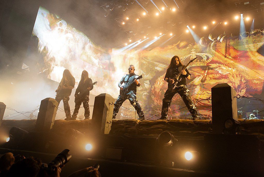 The succesful story of <span style="color:#e66a05">DISTURBED</span> | A band with 5 consecutive number 1 albums Sabaton To Hell and Back