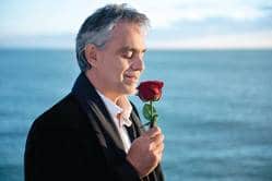 <span style="color:#e66a05">ANDREA BOCELLI</SPAN> | La fascinante vida y música del tenor que estuvo a punto de no nacer todo de Andrea Bocelli