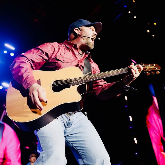 best Garth Brooks tunes Garth Brooks hits