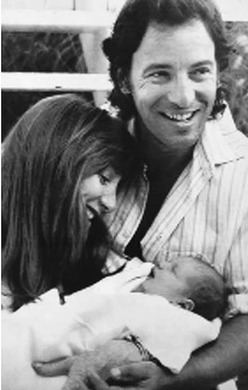 Bruce Springsteen Patti Scialfa Bruce Springsteen's wife