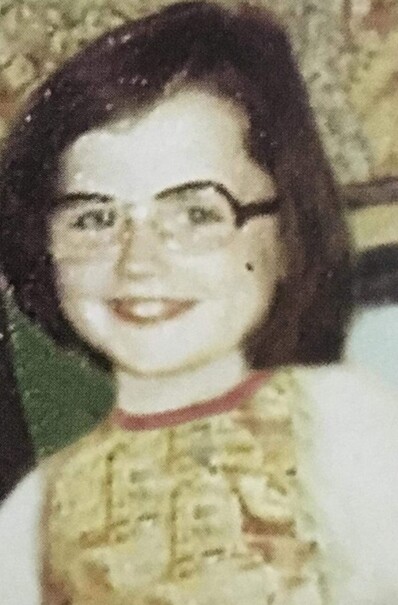 Dolores O'Riordan kid dolores oriordan little