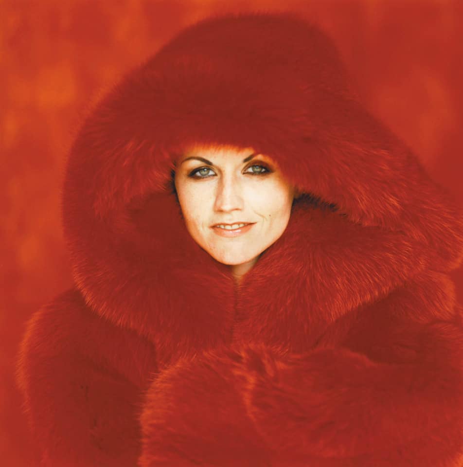 Dolores O'riordan alcohol Dolores O'riordan bipolar disorder