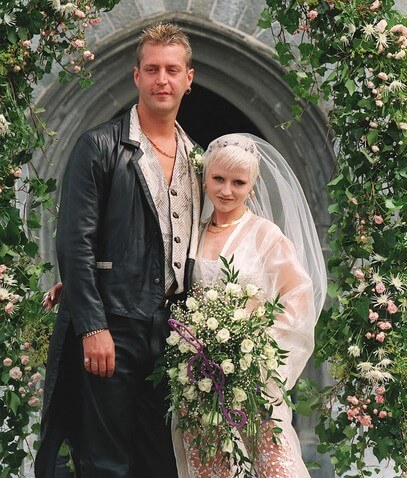 Dolores O'Riordan husband dolores o'riordan don burton