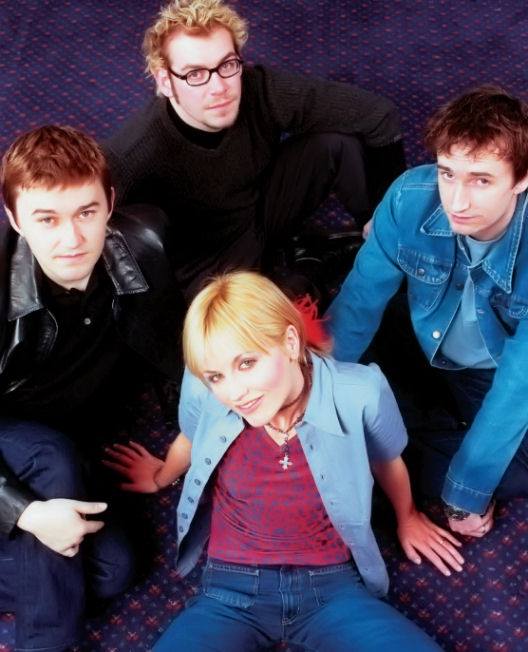 Dolores O'Riordan bio The Cranberries bio