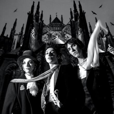 <span style="color:#e66a05">PALAYE ROYALE Fever Dream</span> | Fashion Art Rock Palaye Royale Fever Dream