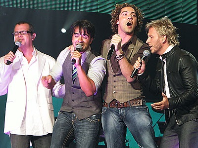 David Bisbal aquí estoy yo luis fonsi david bisbal