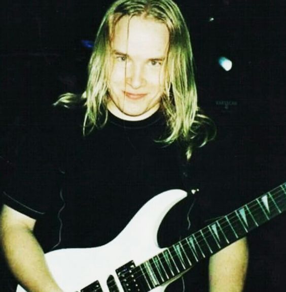 Emppu Vuorinen Nightwish guitarist Nightwish guitar player