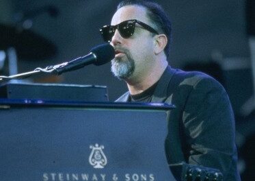 Mejores Canciones de <SPAN STYLE="COLOR:#E66A05">Billy Joel</span> | Uno de los cantautores más importantes del siglo XX