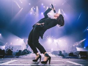 Mejores Canciones de <SPAN STYLE="COLOR:#E66A05">LAURA PAUSINI</span> en español